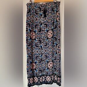 Hannah Women’s Size L Broomstick Skirt